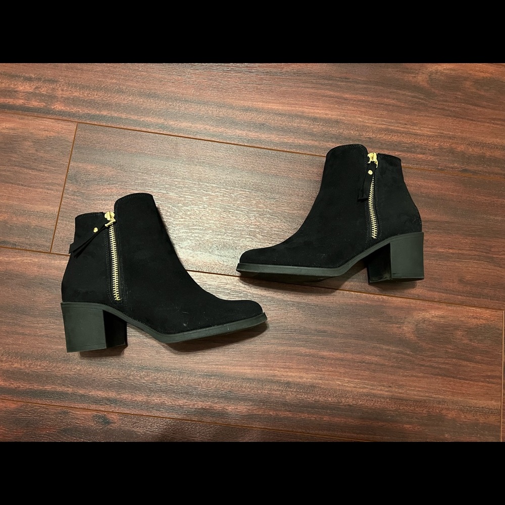 Black booties - Picture 4 of 8